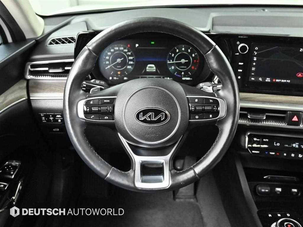 Kia K5 — photo 13