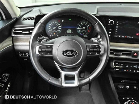 Kia K5 — photo 13