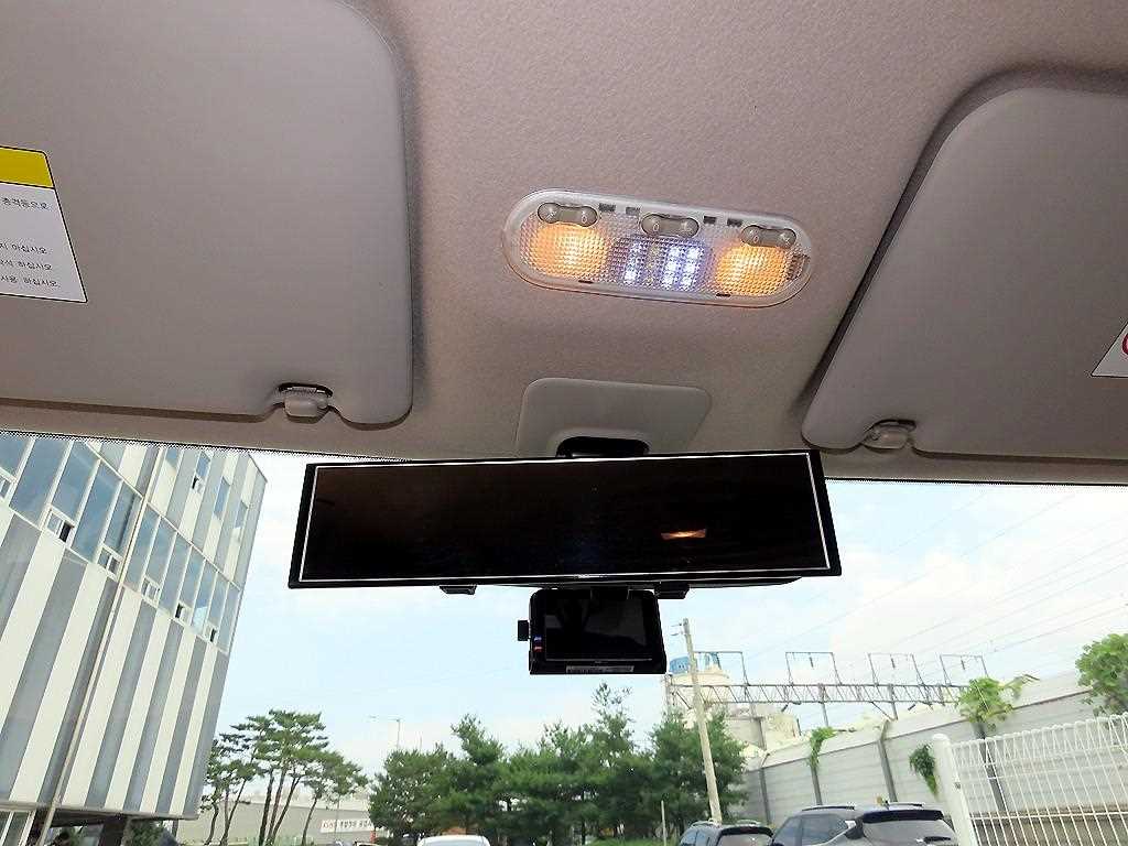 Nissan Cube — photo 14