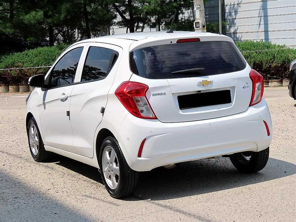 CHEVROLET Spark — photo 03