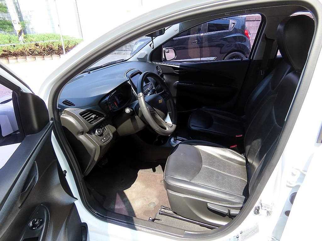 CHEVROLET Spark — photo 05