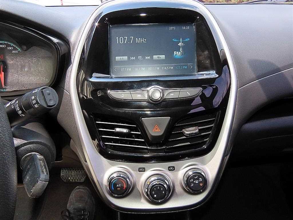 CHEVROLET Spark — photo 12