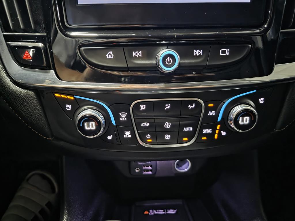 CHEVROLET Traverse — photo 16