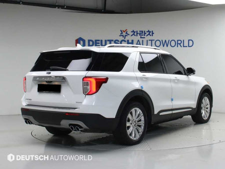 Ford Explorer — photo 02