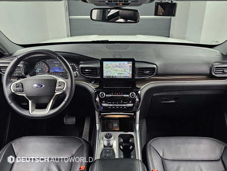 Ford Explorer — photo 07