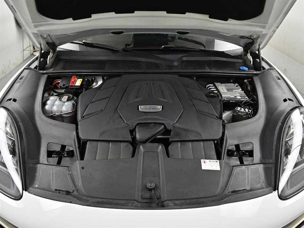 Porsche Cayenne — photo 05