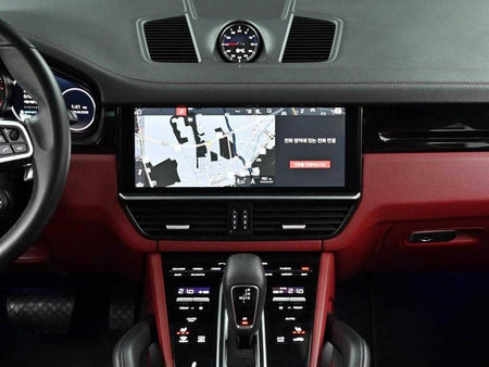 Porsche Cayenne — photo 13