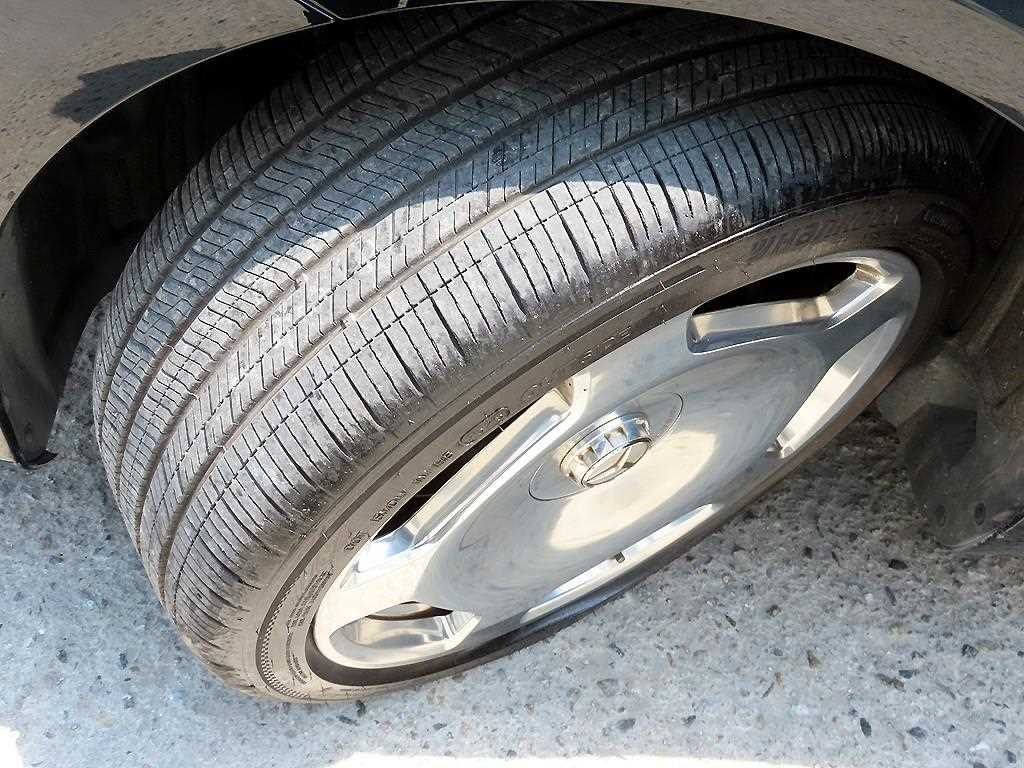 Mercedes-Benz S-Class — photo 20