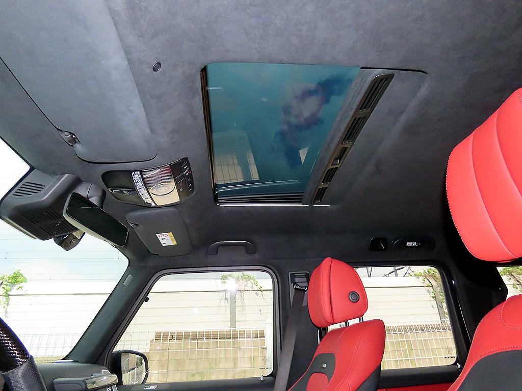 Mercedes-Benz G-Class — photo 17