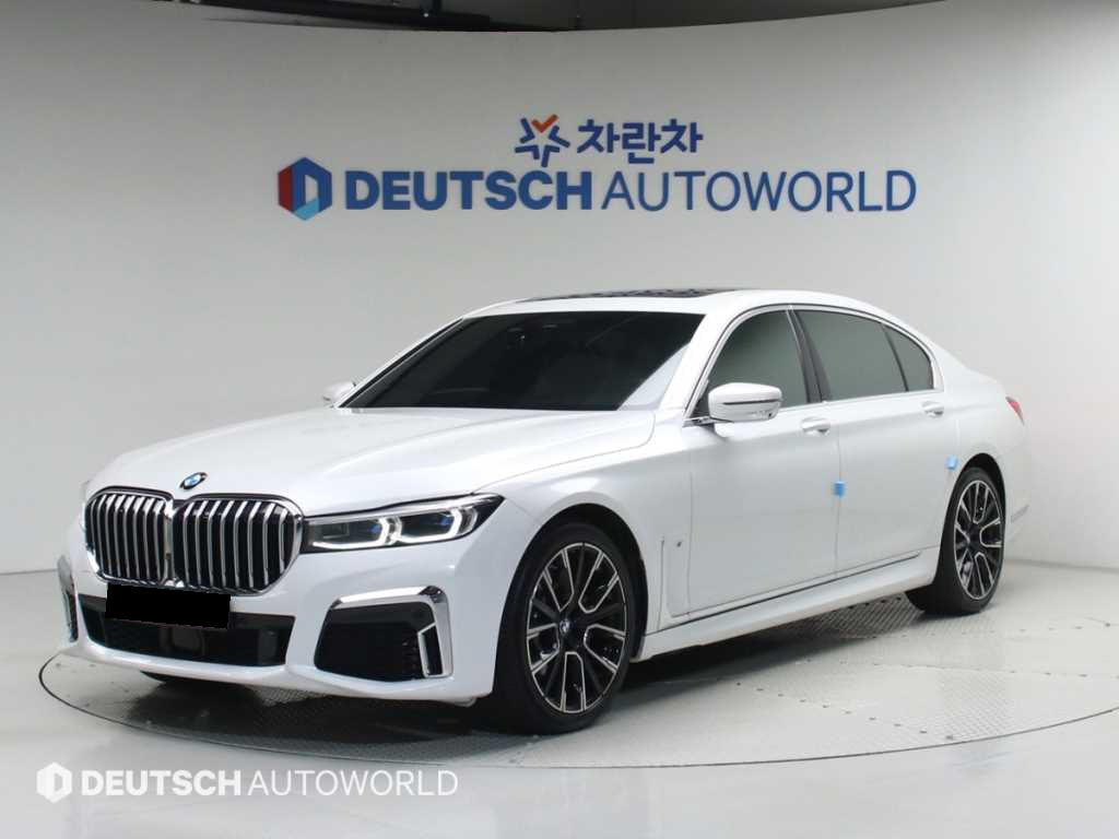 BMW 7-Series — photo 01