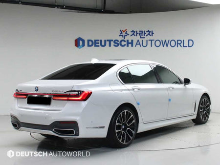 BMW 7-Series — photo 02