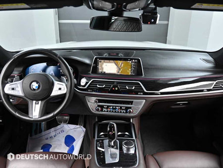 BMW 7-Series — photo 07