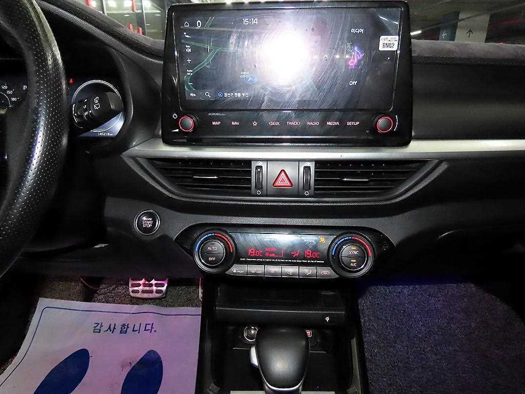 Kia K3 — photo 11