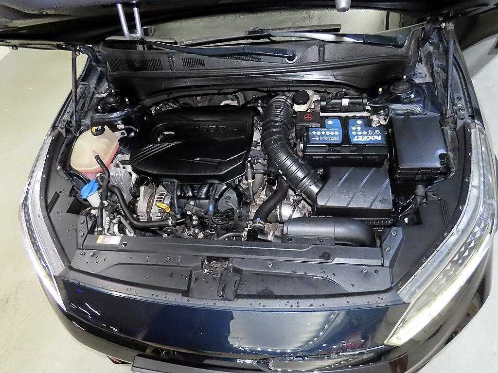 Kia K3 — photo 19