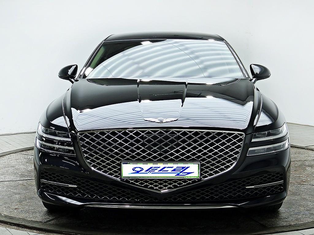 Genesis G80 — photo 01