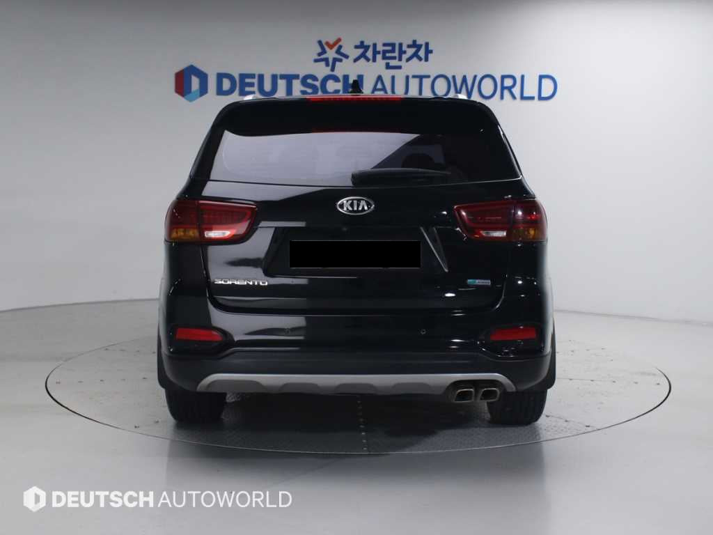 Kia Sorento — photo 04
