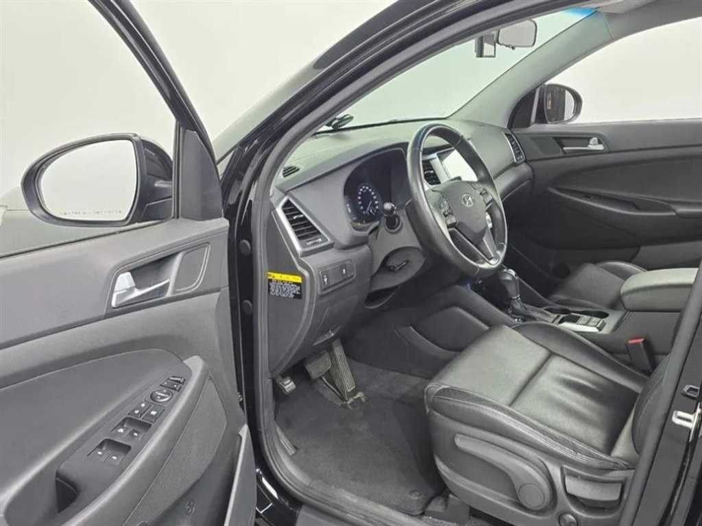 Hyundai Tucson — photo 10
