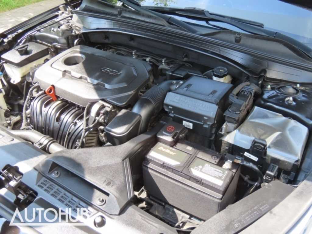 Kia K7 — photo 05