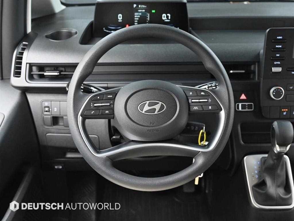 Hyundai Staria — photo 13