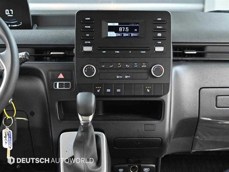 Hyundai Staria — photo 14