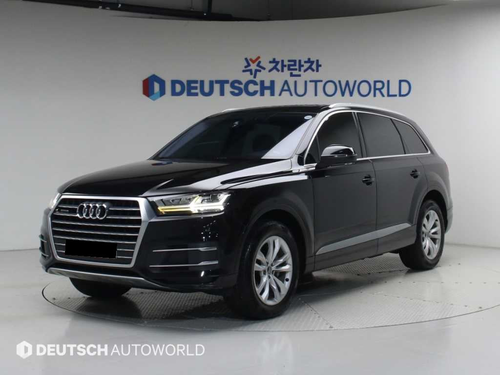 Audi Q7 — photo 02