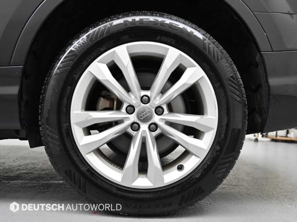 Audi Q7 — photo 06