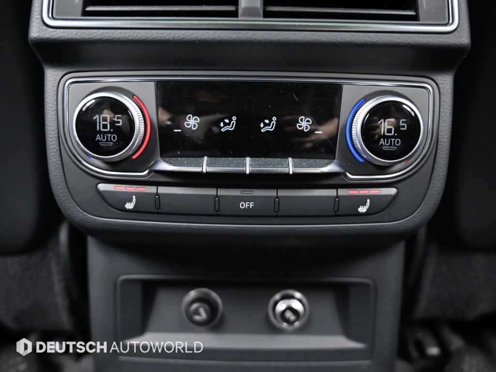 Audi Q7 — photo 16