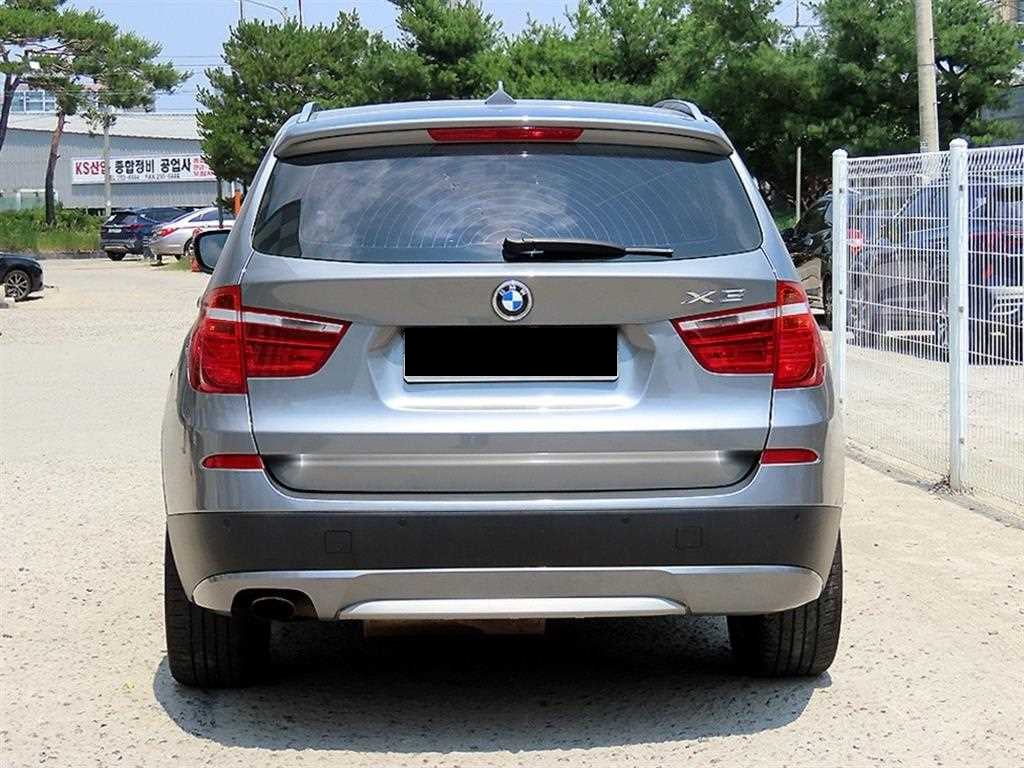 BMW X3 — photo 04