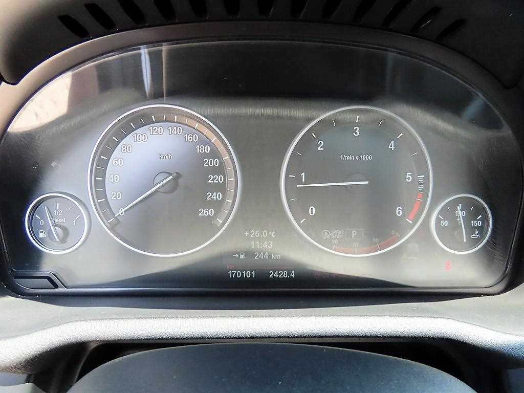 BMW X3 — photo 09