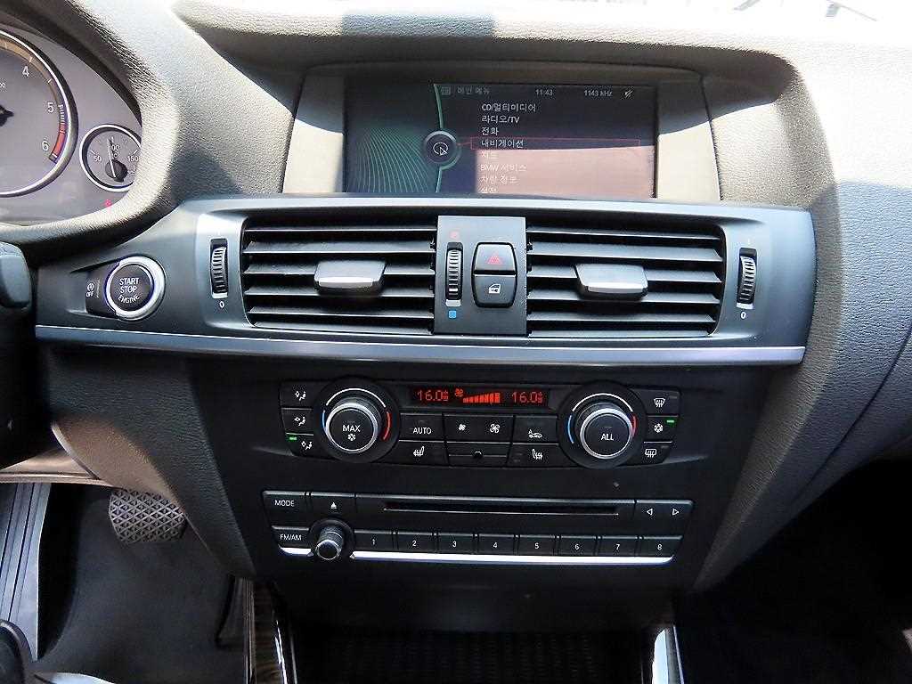 BMW X3 — photo 13