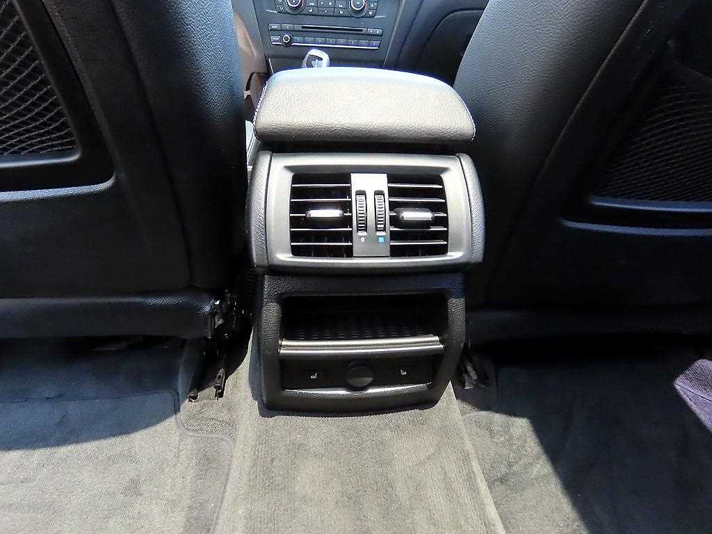 BMW X3 — photo 15