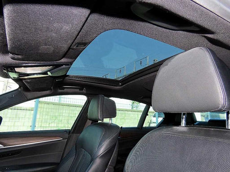 BMW 5-Series — photo 17