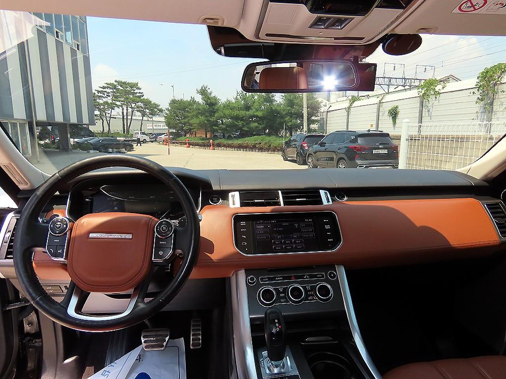 Land Rover Range Rover Sport — photo 07
