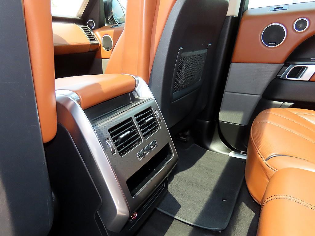 Land Rover Range Rover Sport — photo 14