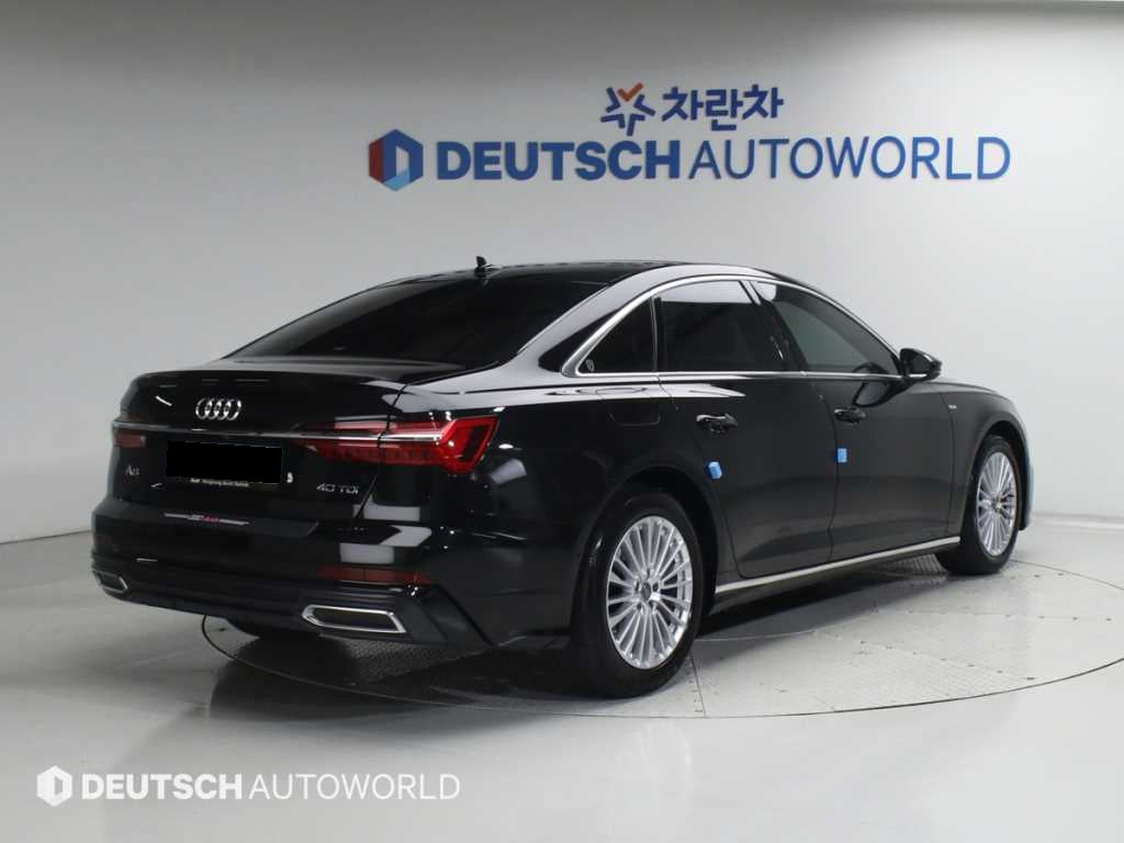 Audi A6 — photo 02