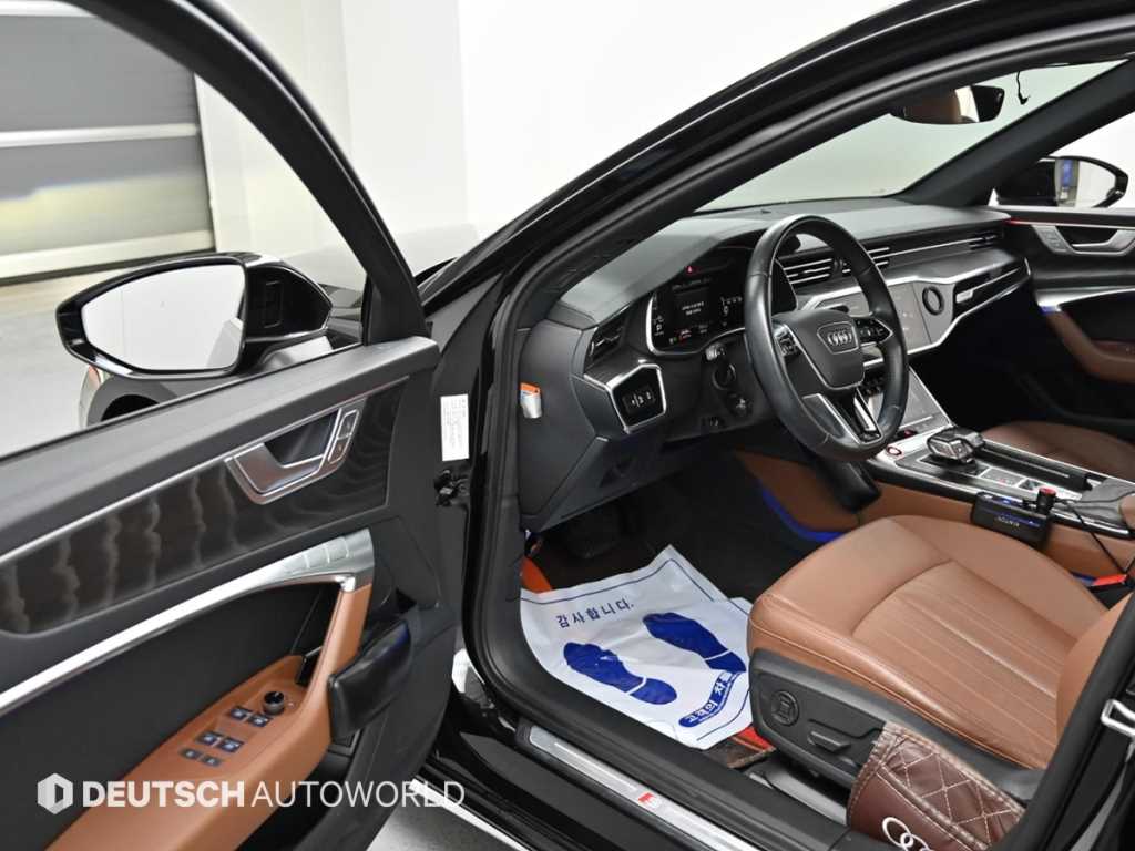 Audi A6 — photo 11