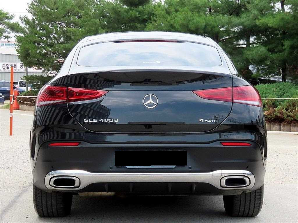 Mercedes-Benz GLE-Class — photo 04