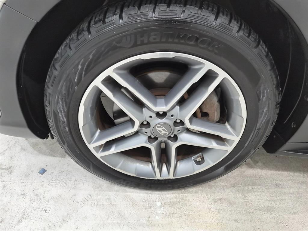 Hyundai Maxcruz — photo 16