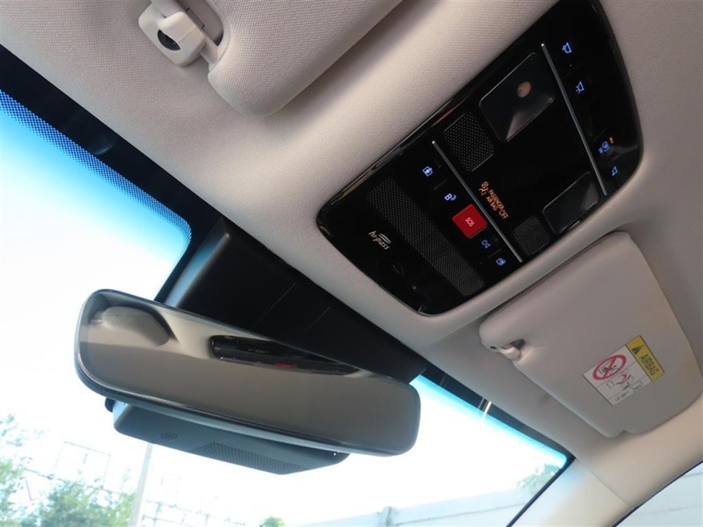 Hyundai Grandeur — photo 17