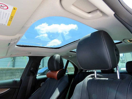 Mercedes-Benz E-Class — photo 16
