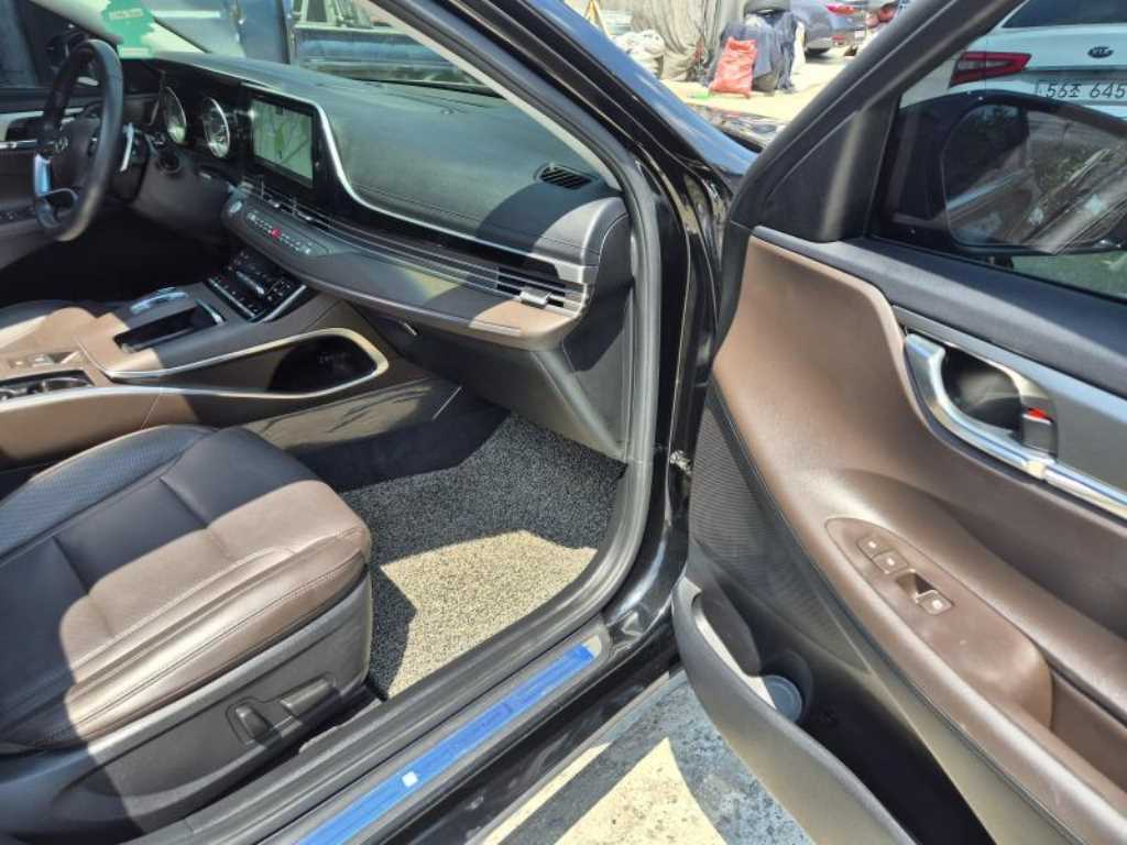 Hyundai Grandeur — photo 10