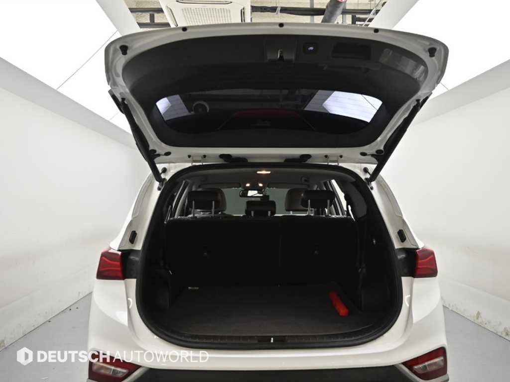 Hyundai Santafe — photo 19
