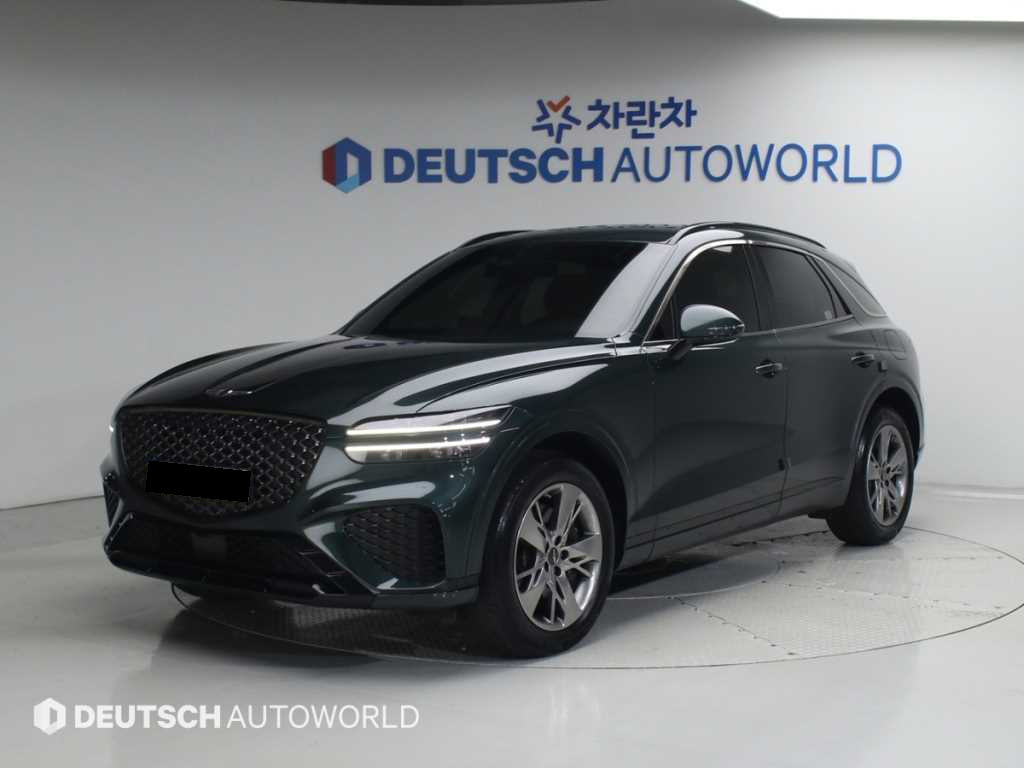 Genesis GV70 — photo 01