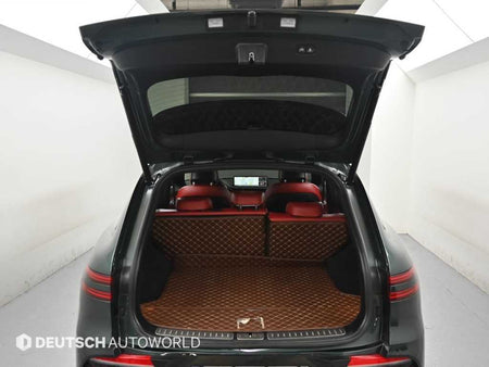 Genesis GV70 — photo 19