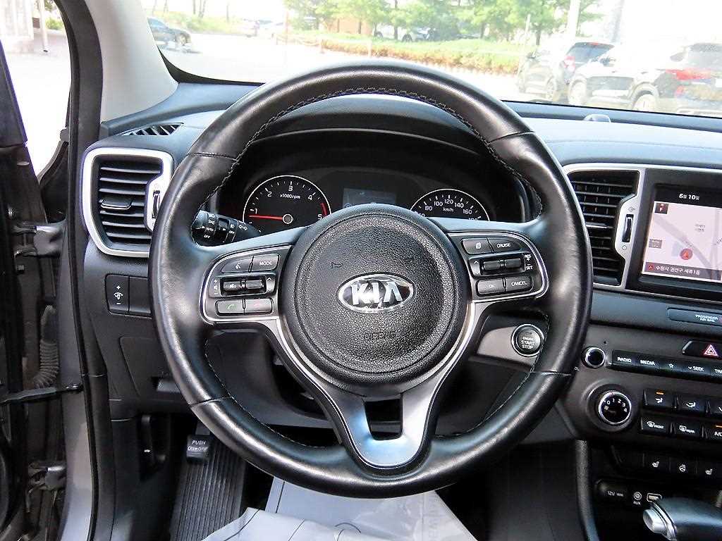 Kia Sportage — photo 08