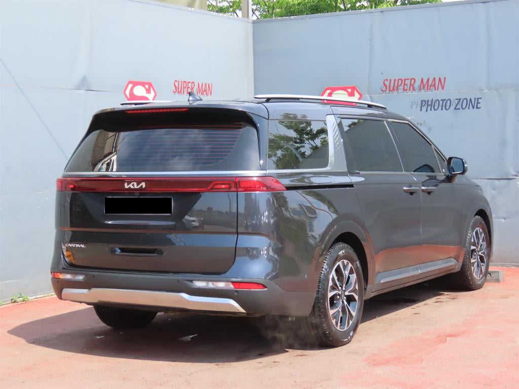 Kia Carnival — photo 03