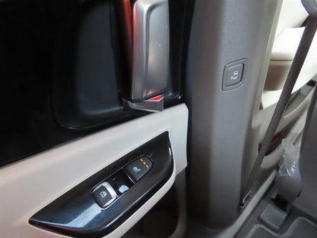 Kia Carnival — photo 09