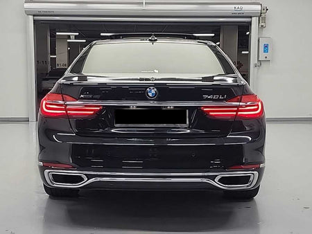 BMW 7-Series — photo 03