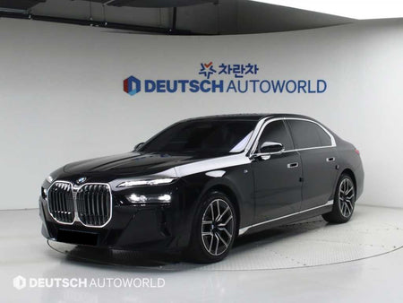 BMW 7-Series — photo 01
