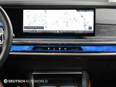 BMW 7-Series — photo 14